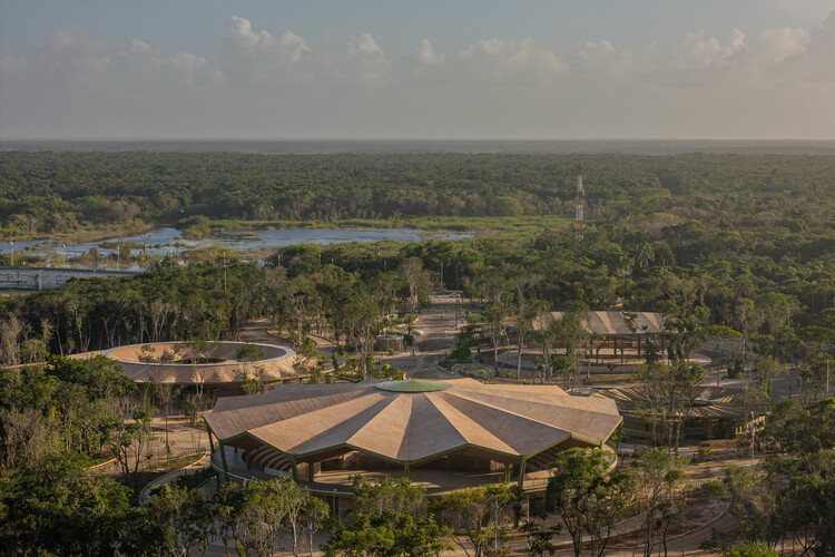 Quintana Roo Park / Aidia Studio - внешняя фотография, вид с аэрофотоснимком