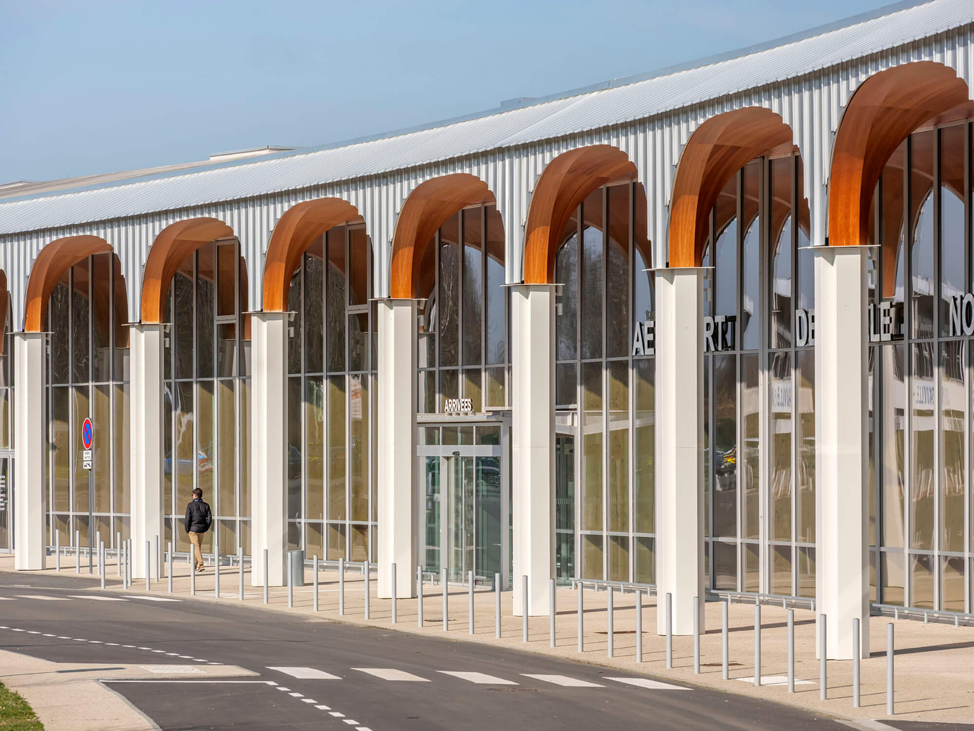 Deauville Terminal Saint-Gatien-Des-Bois / Ferrier Marchetti Studio