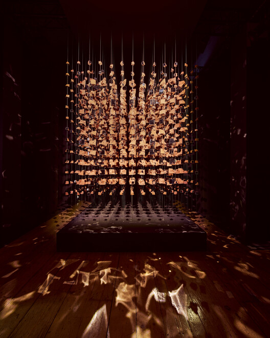 10 основных моментов павильона из лондонского дизайна Biennale 2025 - изображение 33 из 47