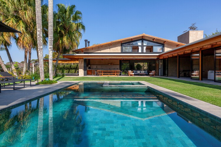 Дом CF / Sandra Sayeg Tranchesi Arquitetura - Внешняя фотография