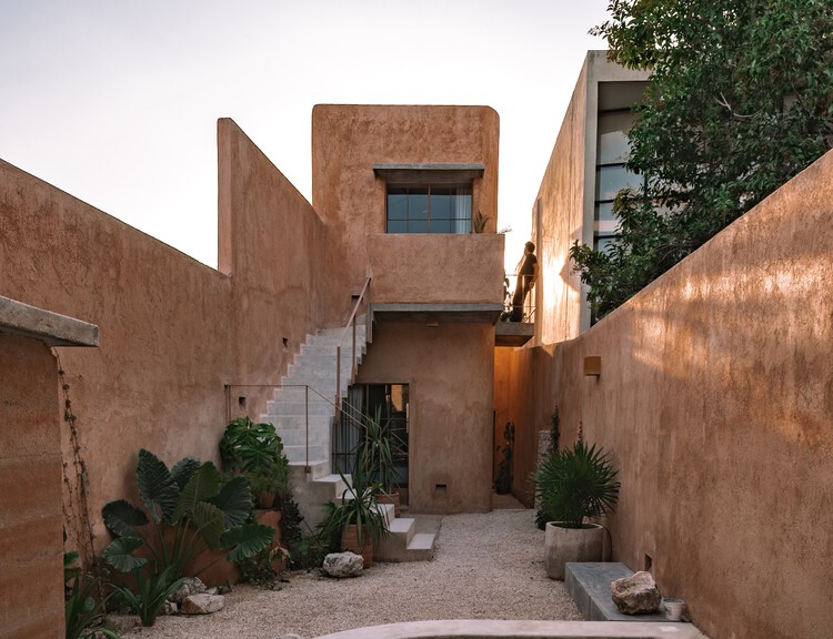 Portal 62 / Moro Taller de arquitectura + Veinte Diezz Arquitectos - внешняя фотография, бетон