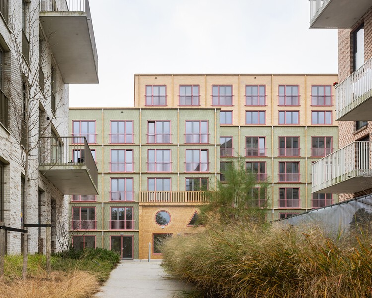 Volante Social Housing / Monadnock - внешняя фотография